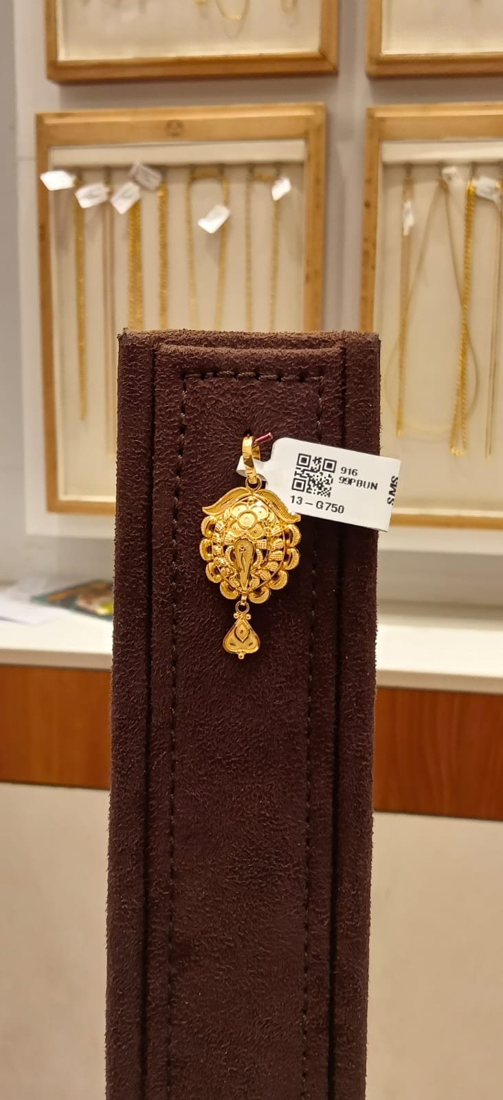 Single Hook Dollar